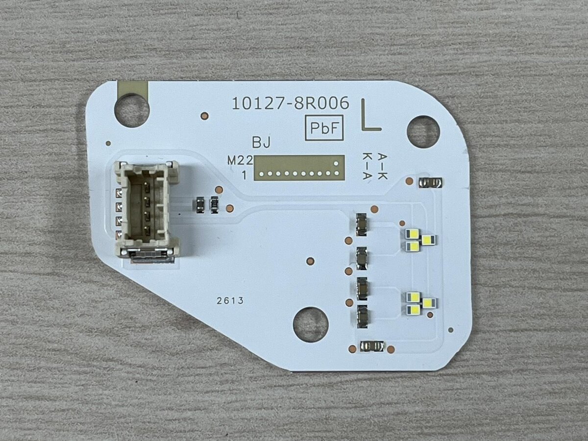 โมดูลเส้นนำแสง Isuzu D-MAX (21-24)