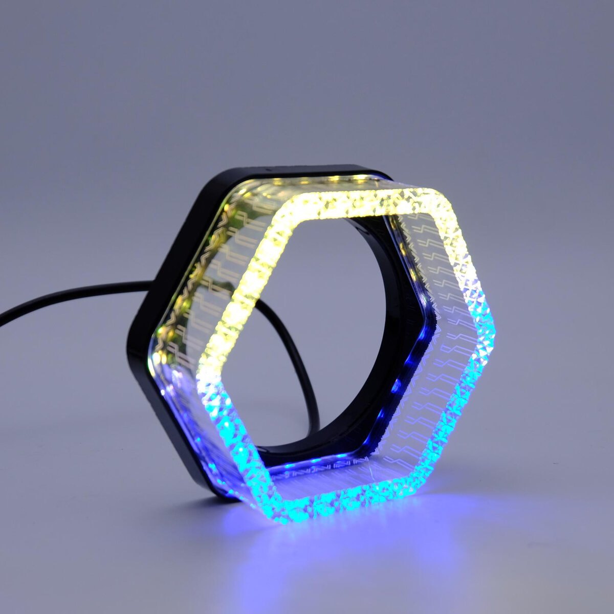ฝาครอบ 5D Crystal ทรงหกเหลี่ยม RGB 2.5/3.0 นิ้ว