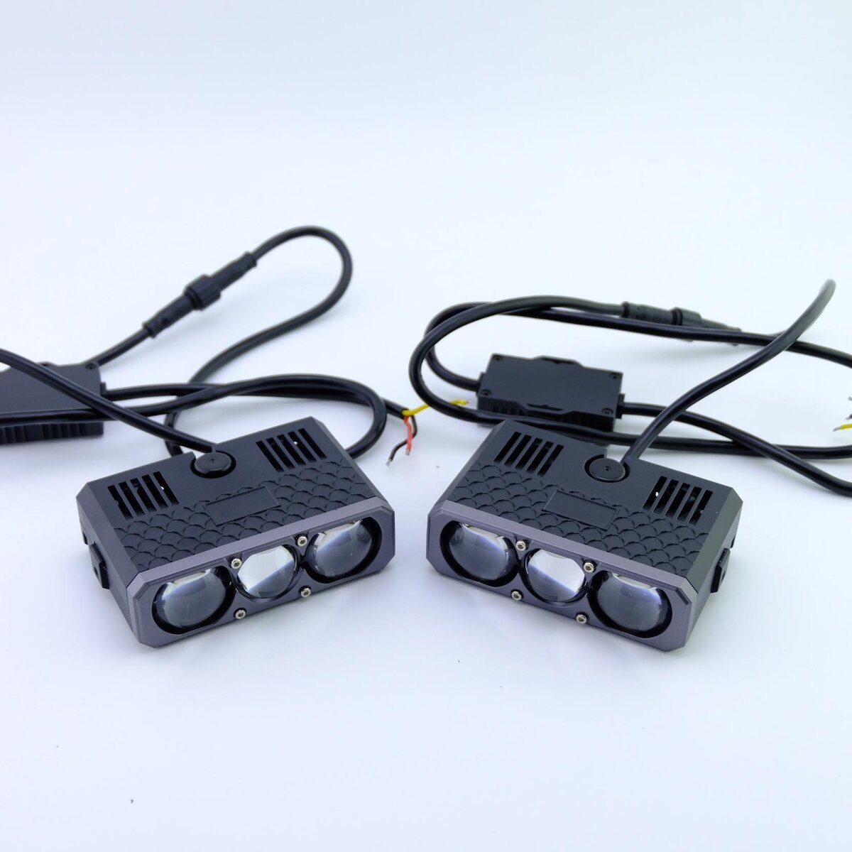 ไฟเสริม ZETA ZT-3 3 สี